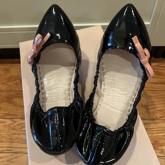 MIU MIU Vintage Womens 38 8 Pink Bow Black Leather Ballet Flats Slip On Shoes - Picture 4 of 6